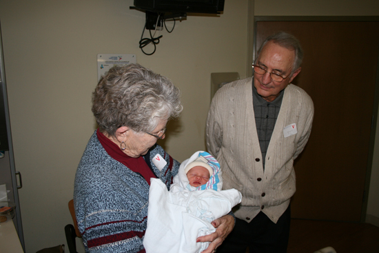 Gma, Gpa, and Dougie 2